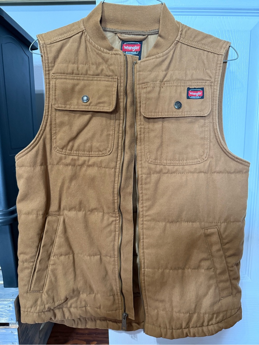 Wrangler Tan Quilted Work Vest with Snap Chest Pockets